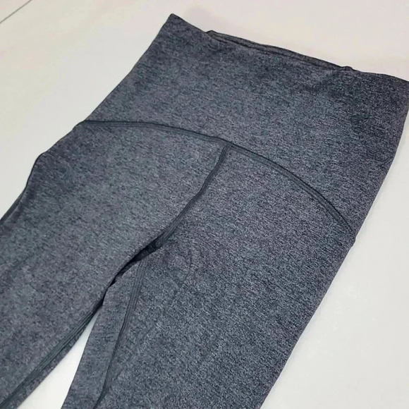 Lululemon Motionful 7/8 Tight 25"Heathered Black - Picture 2 of 15